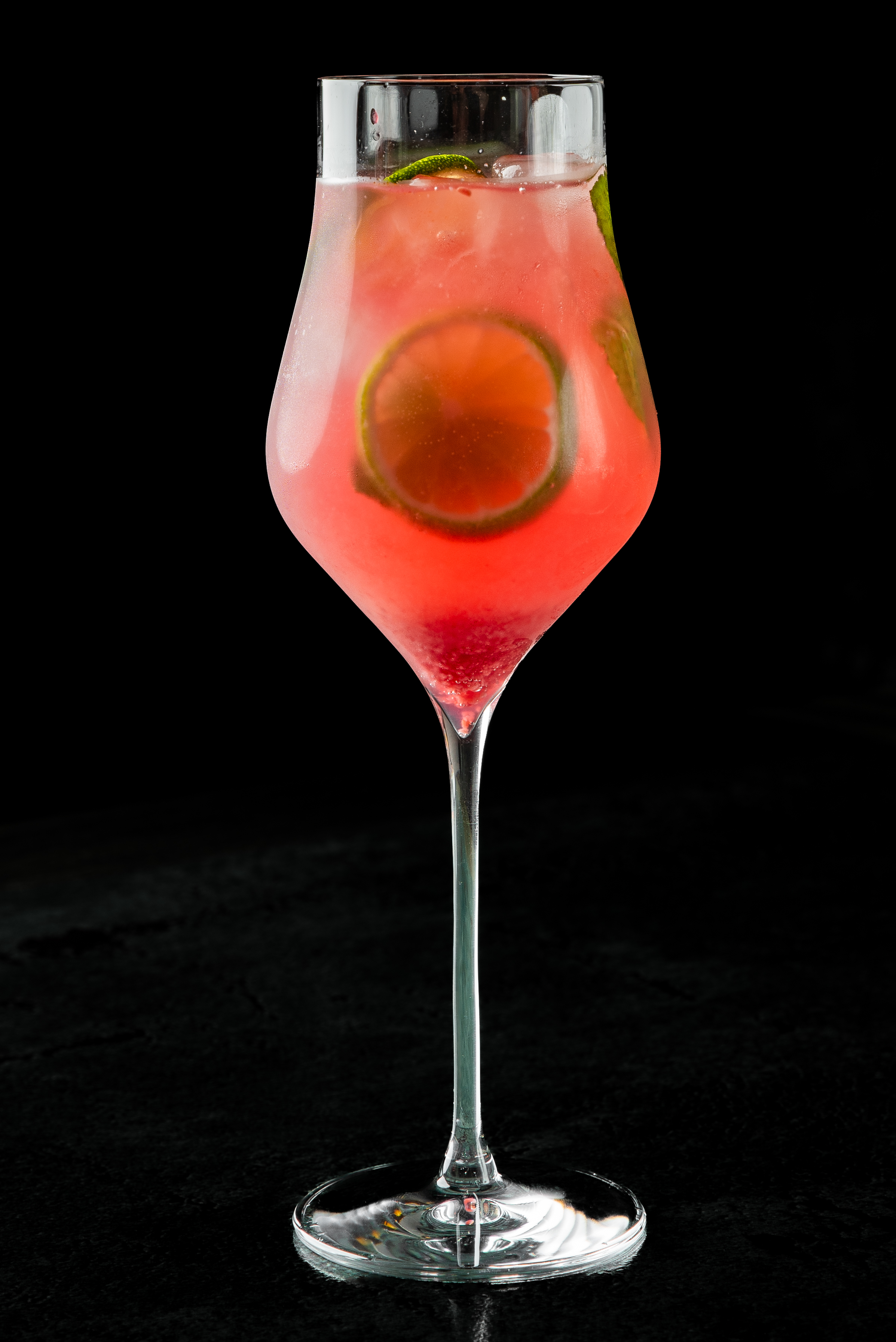 Gin tonic Raspberry<br>(Джин, свежая малина, мята, лайм)